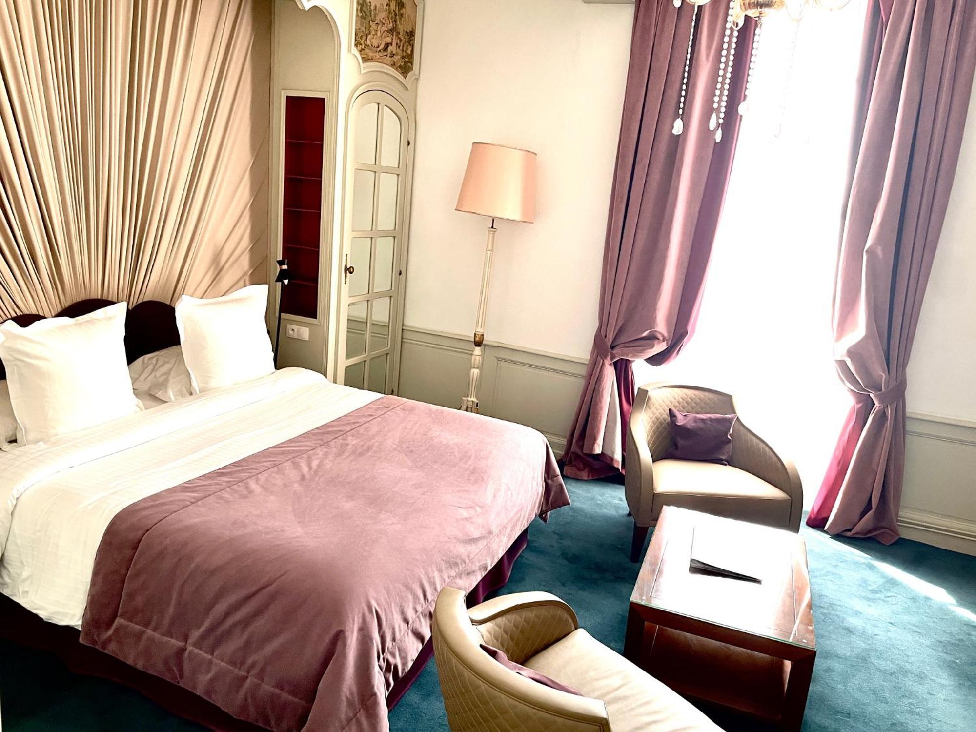 Hotel Victor Hugo Понторсон Экстерьер фото