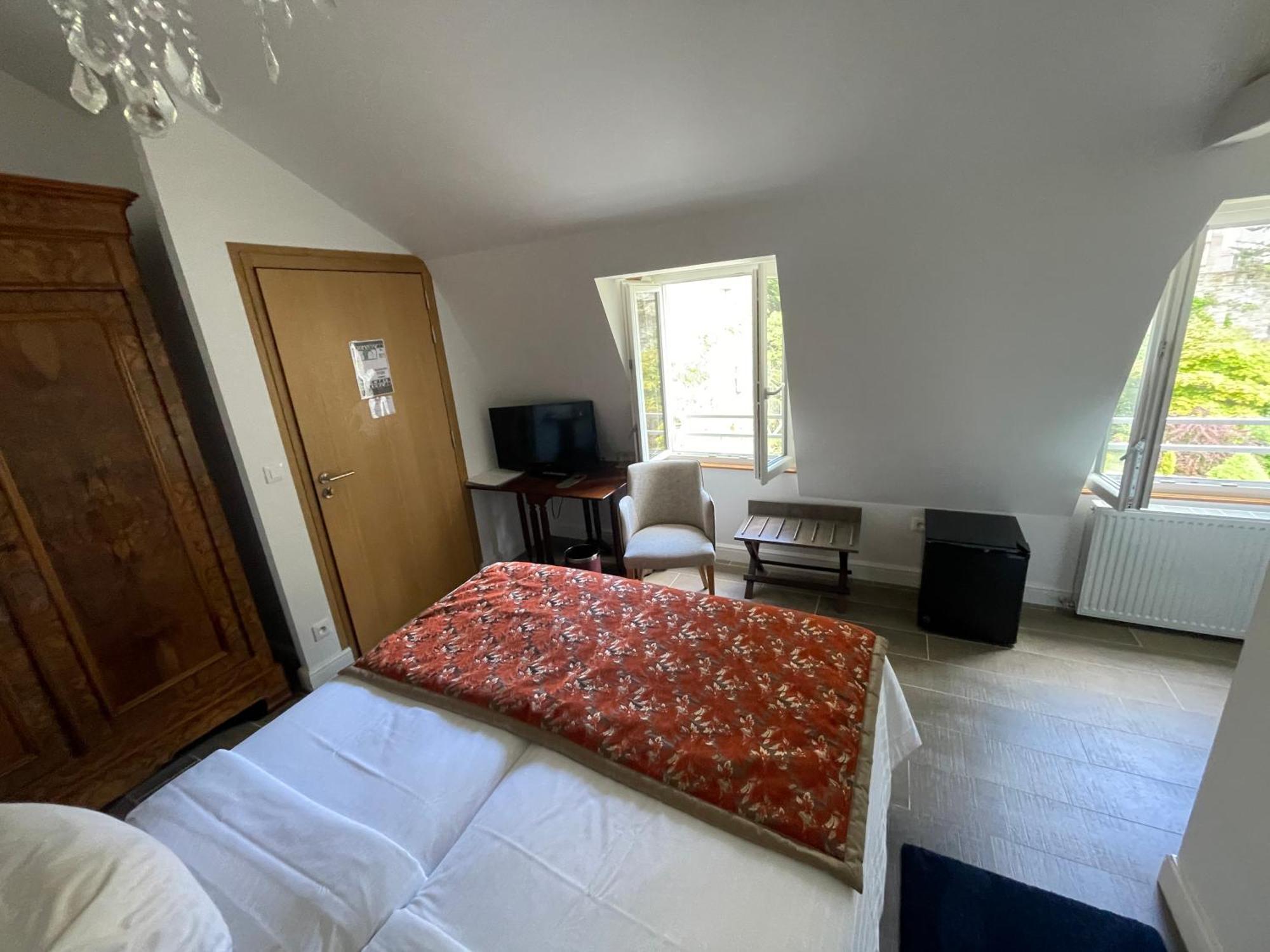 Hotel Victor Hugo Понторсон Экстерьер фото